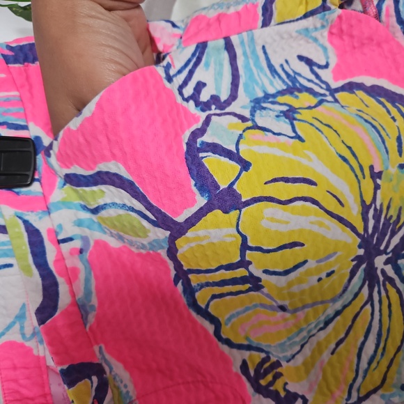 Lilly Pulitzer Pink Floral Women's Shorts - Picture 4 of 8